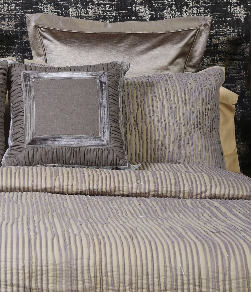 Hotel bedding - Wiber Bed decor  - KANCHI BY SHOBHNA & KUNAL MEHTA