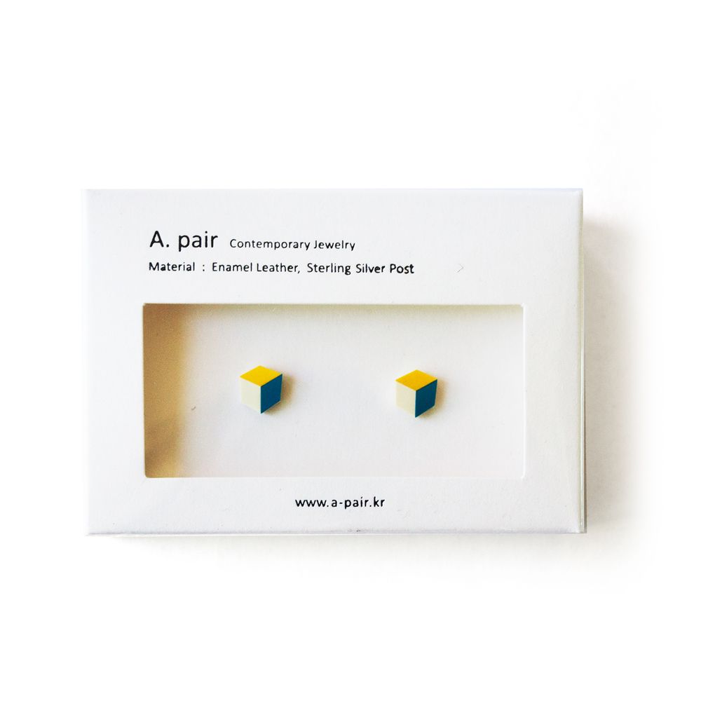 Bijoux - Boucles d'oreilles en cuir émaillé - A.PAIR