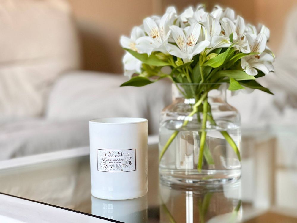 Decorative objects - Scented Candle White/Gold - Paris Collection - VEREMUNDO HOME