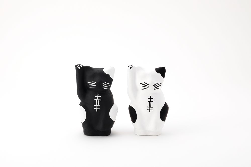 Objets design - Statuette Chat qui apporte du bonheur Premium - DESIGNER’S DARUMA « TOMBER SEPT FOIS, SE RELEVER HUIT »