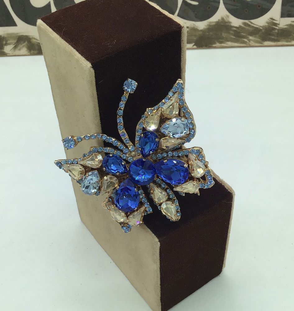 Jewelry - Brooches - JOEL BIJOUX