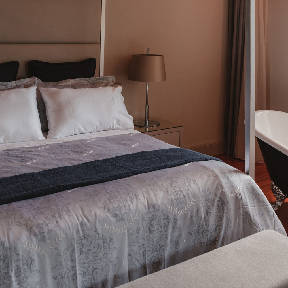 Linge de lit - Jet De Lit - Couette 100 % Coton bleu marine pour la literie - VIDDA ROYALLE