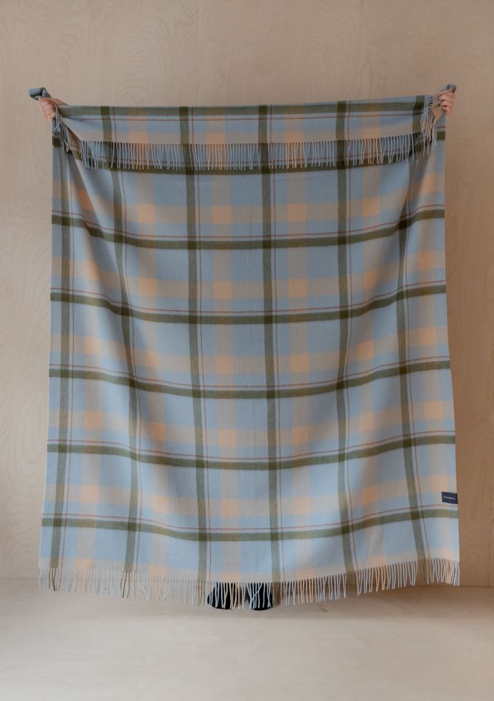 Plaids - Couverture en laine d'agneau mélangé lilas - THE TARTAN BLANKET CO.