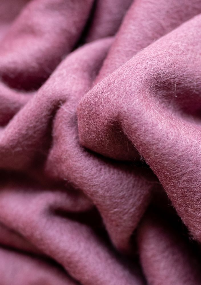 Throw blankets - Lambswool Blanket in Mulberry - THE TARTAN BLANKET CO.