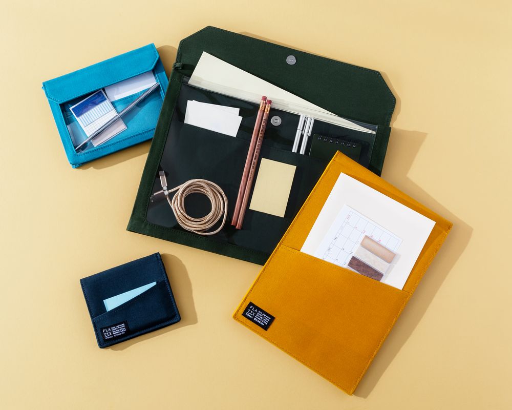 Papeterie bureau - ÉTUI À STYLOS ET PORTE-DOCUMENTS FLATTY WORKS - KING JIM