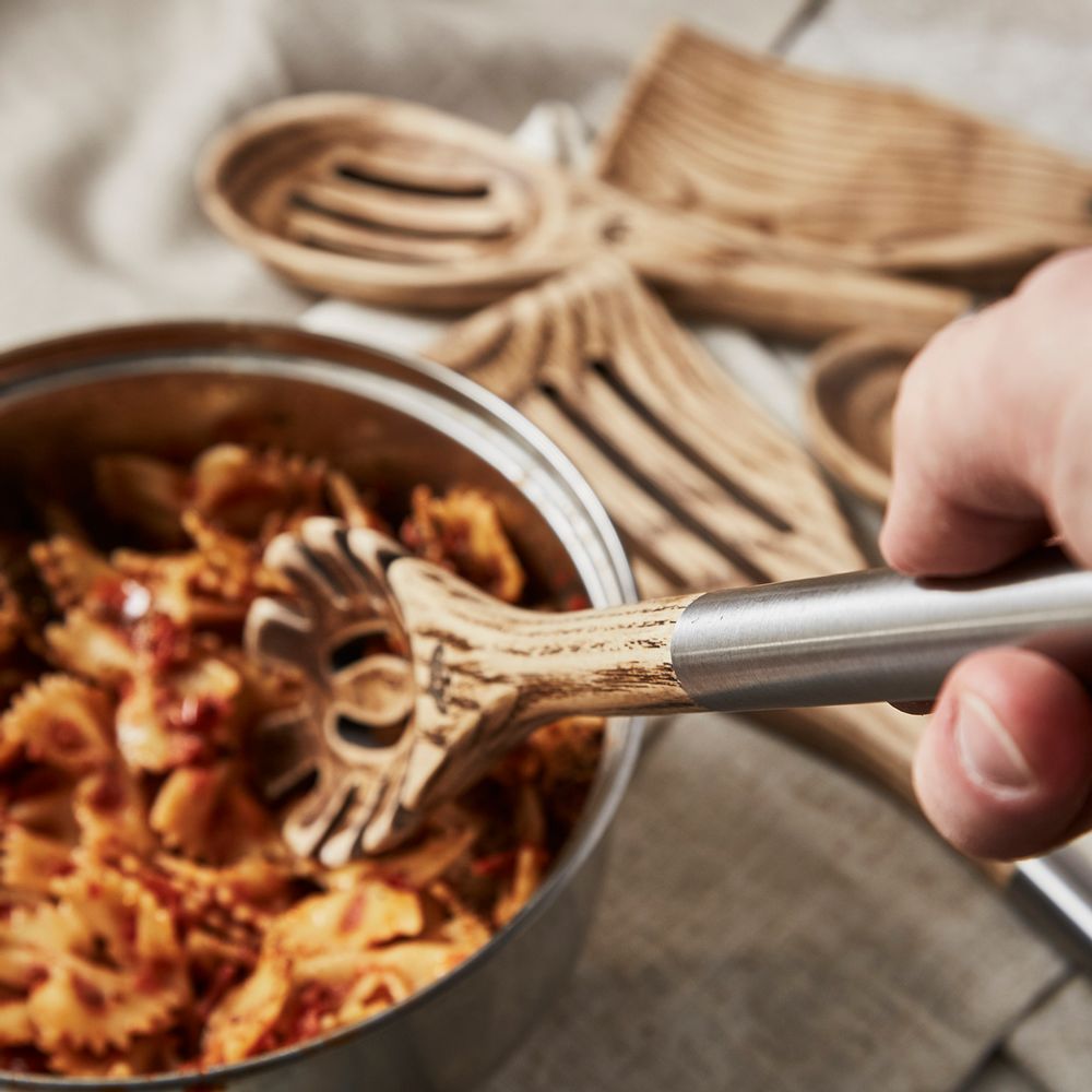 Kitchen utensils - Barbary & Oak Hoxton 5 Piece Ash Wood Utensil Set with Storage Holder - RKW LTD - BARBARY & OAK