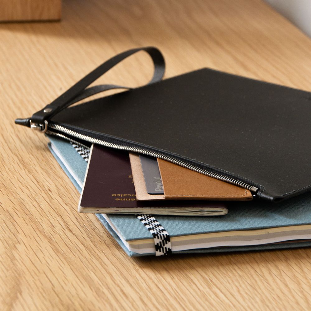 Leather goods - Card Holder - Recycled Leather - Made in France - MAISON ORIGIN