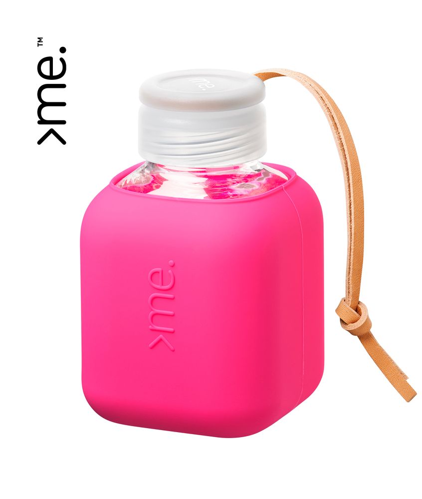 Coffee and tea - HANDMADE GLASS BOTTLE, ENERGIZED, SUSTAINABLE - SQUIREME. Y2 - The Cube - VELVETY SILICONE COVER, ECO-FRIENDLY - SQUIREME.