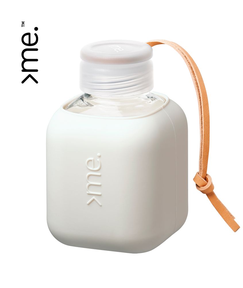 Coffee and tea - HANDMADE GLASS BOTTLE, ENERGIZED, SUSTAINABLE - SQUIREME. Y2 - The Cube - VELVETY SILICONE COVER, ECO-FRIENDLY - SQUIREME.