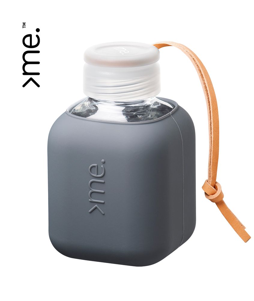 Coffee and tea - HANDMADE GLASS BOTTLE, ENERGIZED, SUSTAINABLE - SQUIREME. Y2 - The Cube - VELVETY SILICONE COVER, ECO-FRIENDLY - SQUIREME.