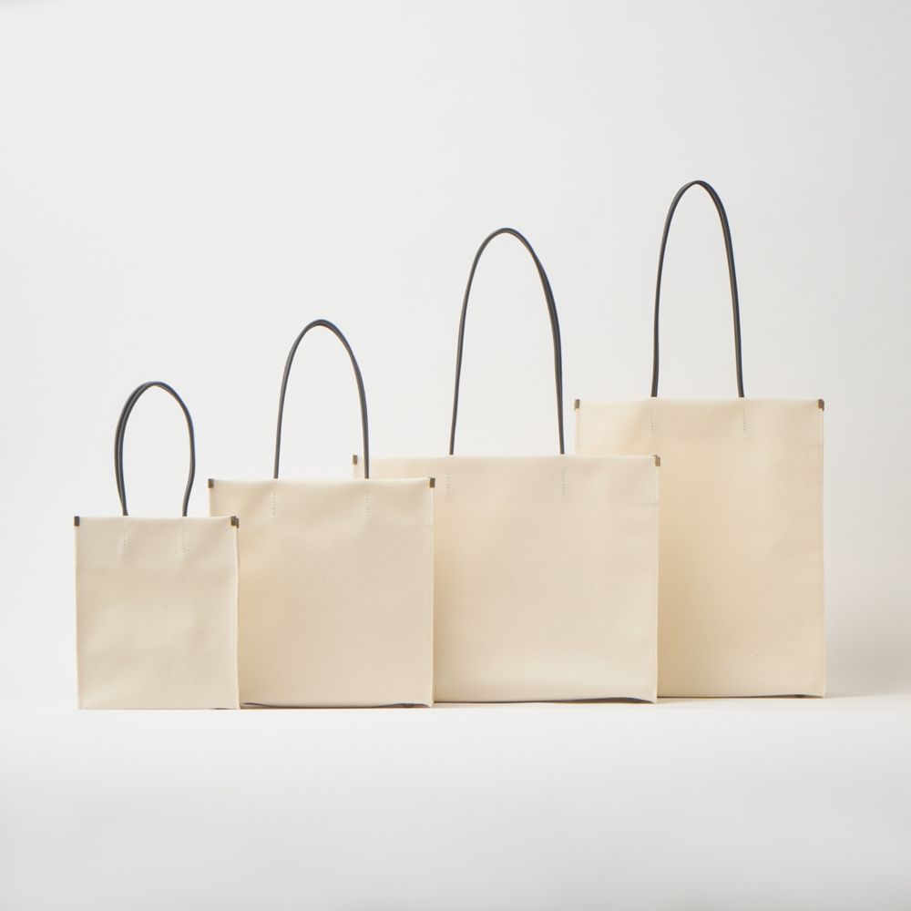 Sacs et cabas - SHOPPER SQUARE - sac fourre-tout à main - KENTO HASHIGUCHI