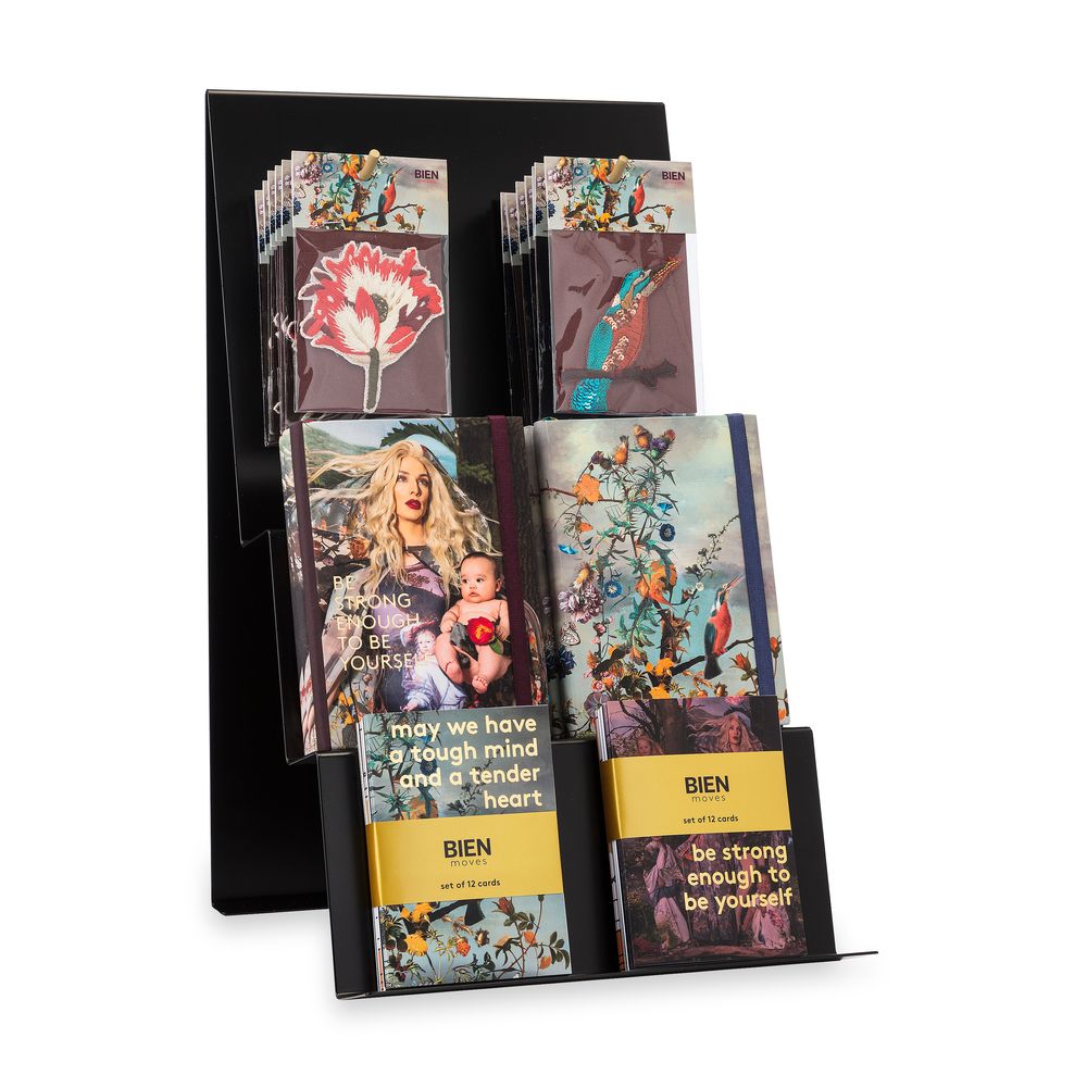 Bookshelves - Metallic golden shop article display - BIEN MOVES