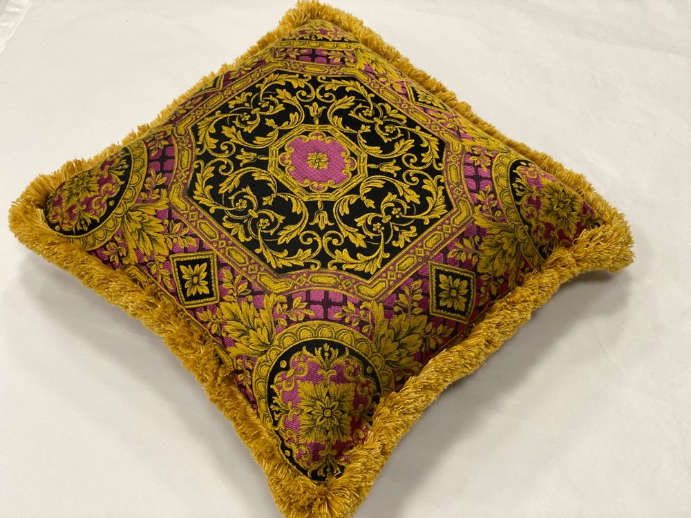 Cushions - Medusa Cushion Collection - ANNAMARIA ALOIS SAN LEUCIO