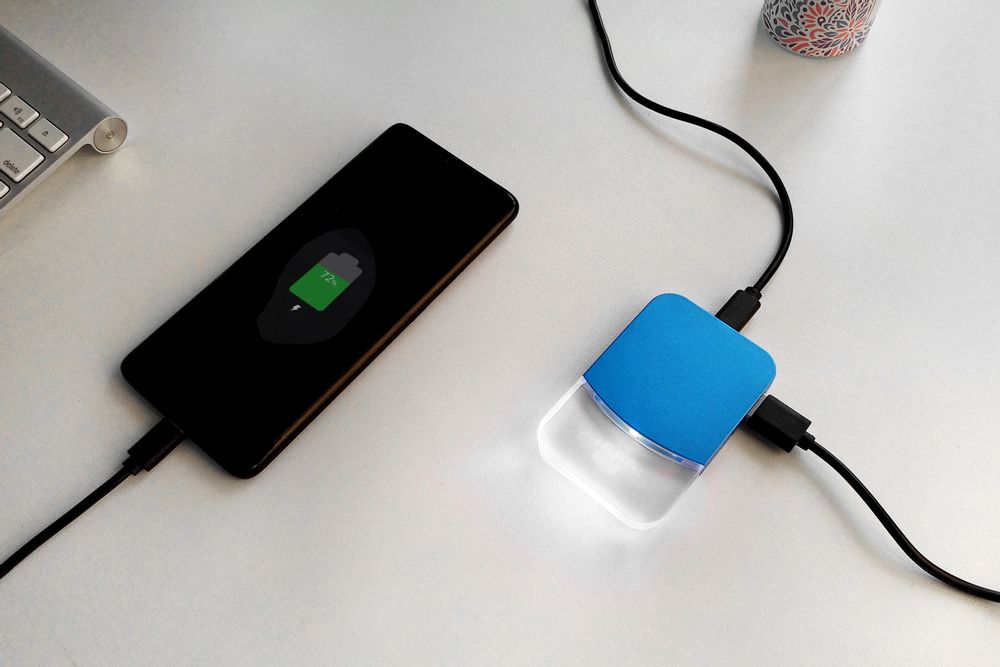 Other office supplies - Ilo USB-Mini HUB - XOOPAR