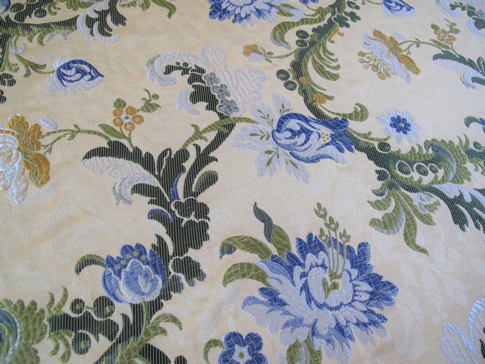 Fabrics - Borbone Lampas Fabrics - ANNAMARIA ALOIS SAN LEUCIO