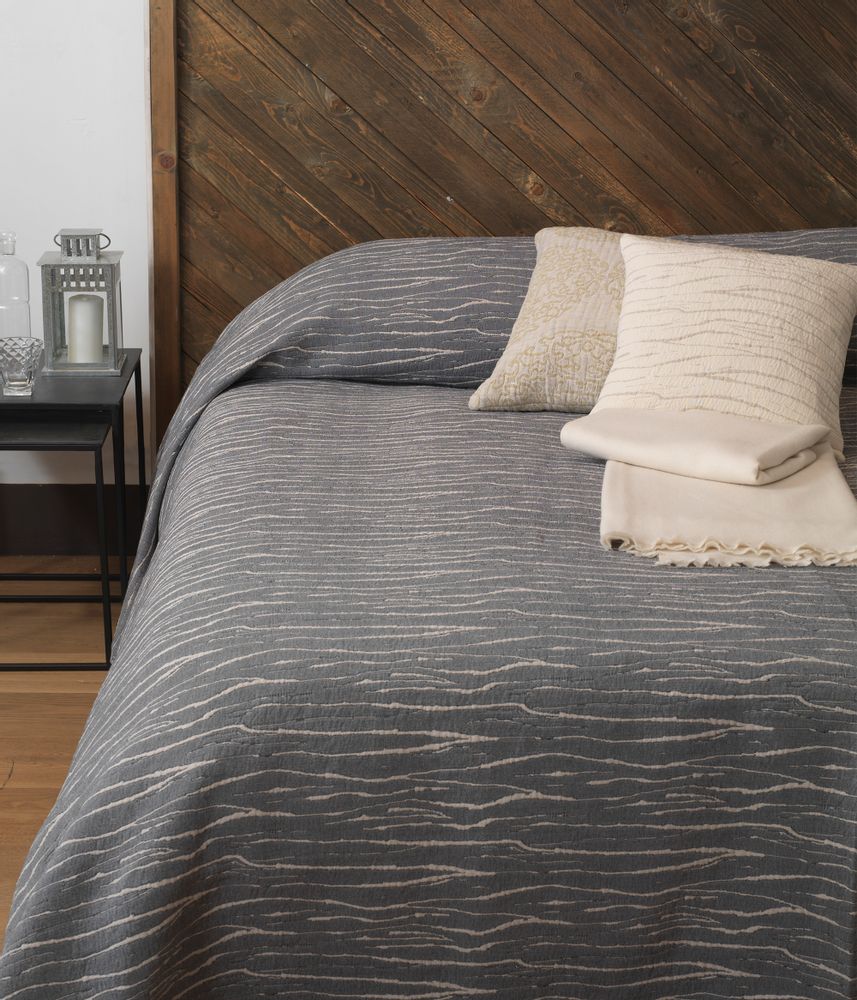 Bed linens - APUANE - Bed cover - BUSATTI 1842