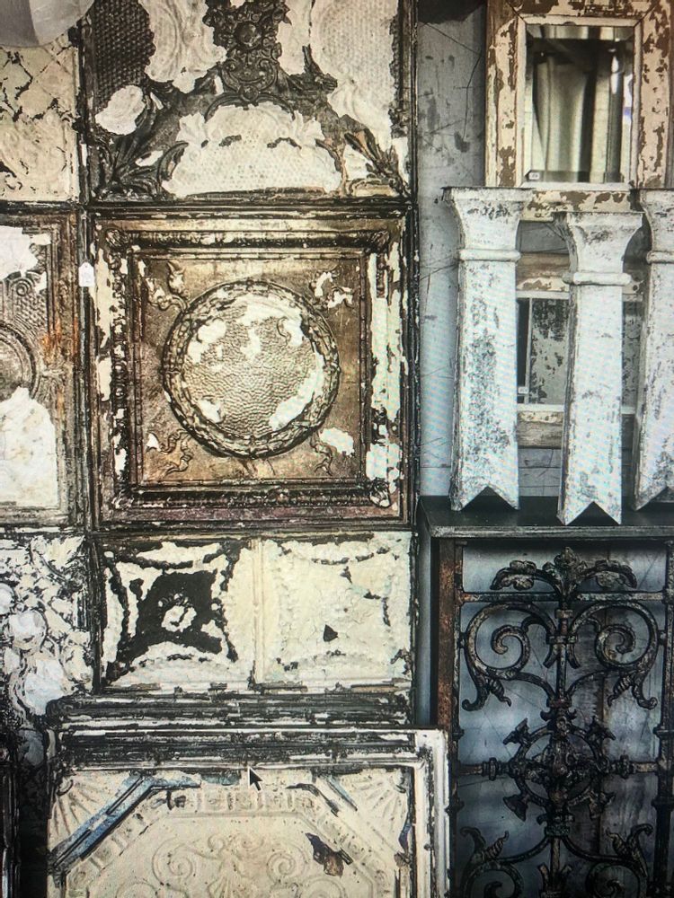 Office design and planning - Wall decorations “Tin Tiles” - TRIBUS & ROYAUMES PIECES UNIQUES