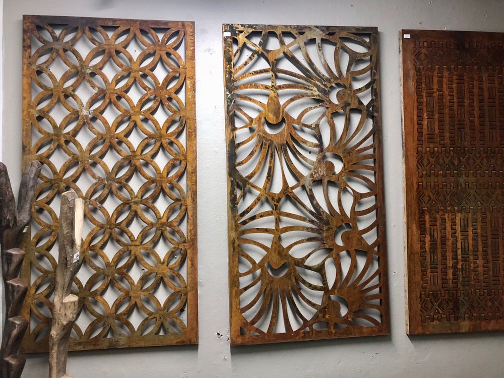 Office design and planning - Wall decorations “Tin Tiles” - TRIBUS & ROYAUMES PIECES UNIQUES
