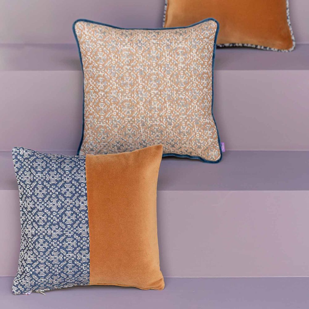 Fabric cushions - THICK Cushions Collection - L'OPIFICIO