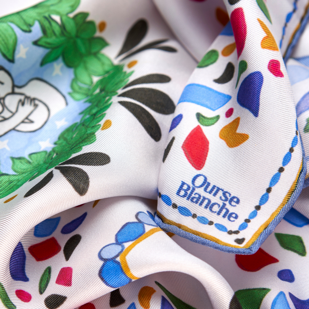 Foulards et écharpes - Petit carré de soie 45 x 45 cm - Amoureux des Etoiles – soie française GOTS - OURSE BLANCHE