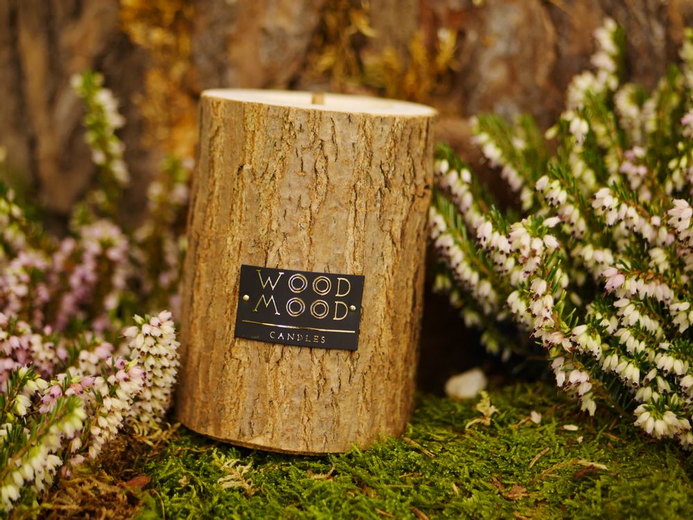 Gifts - ROCKY S | Unique candle made of wood, beeswax and natural oils | Perfect gifting size - WOOD MOOD