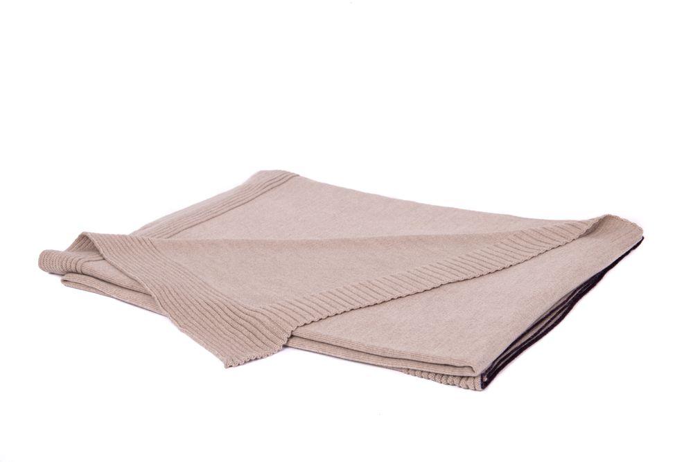 Throw blankets - Blanket Merino Wool Extrafine Mottled beige - LA MAISON DE LA MAILLE