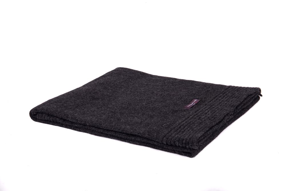 Throw blankets - Baby Alpaca Wool Blanket Charcoal - LA MAISON DE LA MAILLE