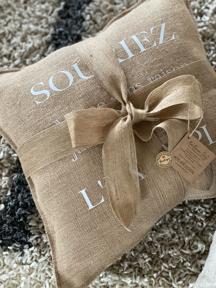 Fabric cushions - “Souriez” message cushions - ATELIER COSTÀ
