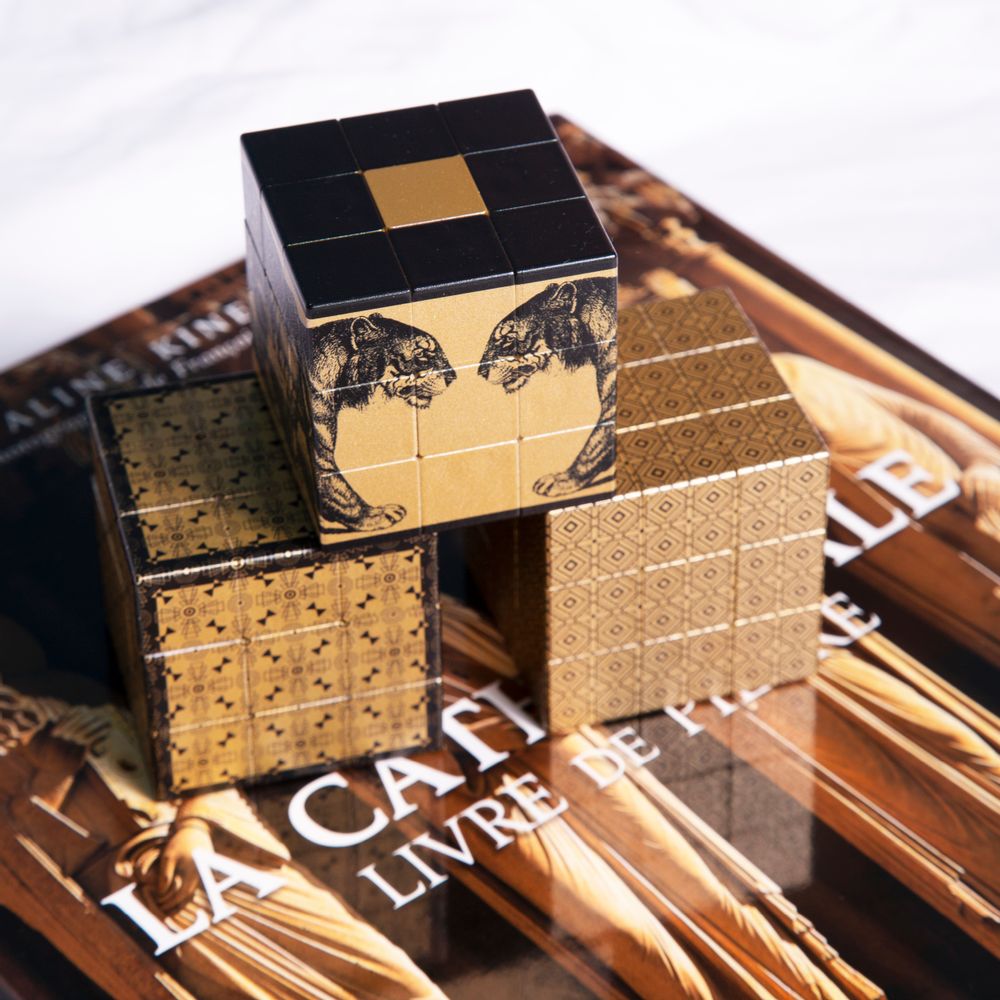 Objets design - ICONICUBE ICONIC COLLECTION. - ICONICUBE