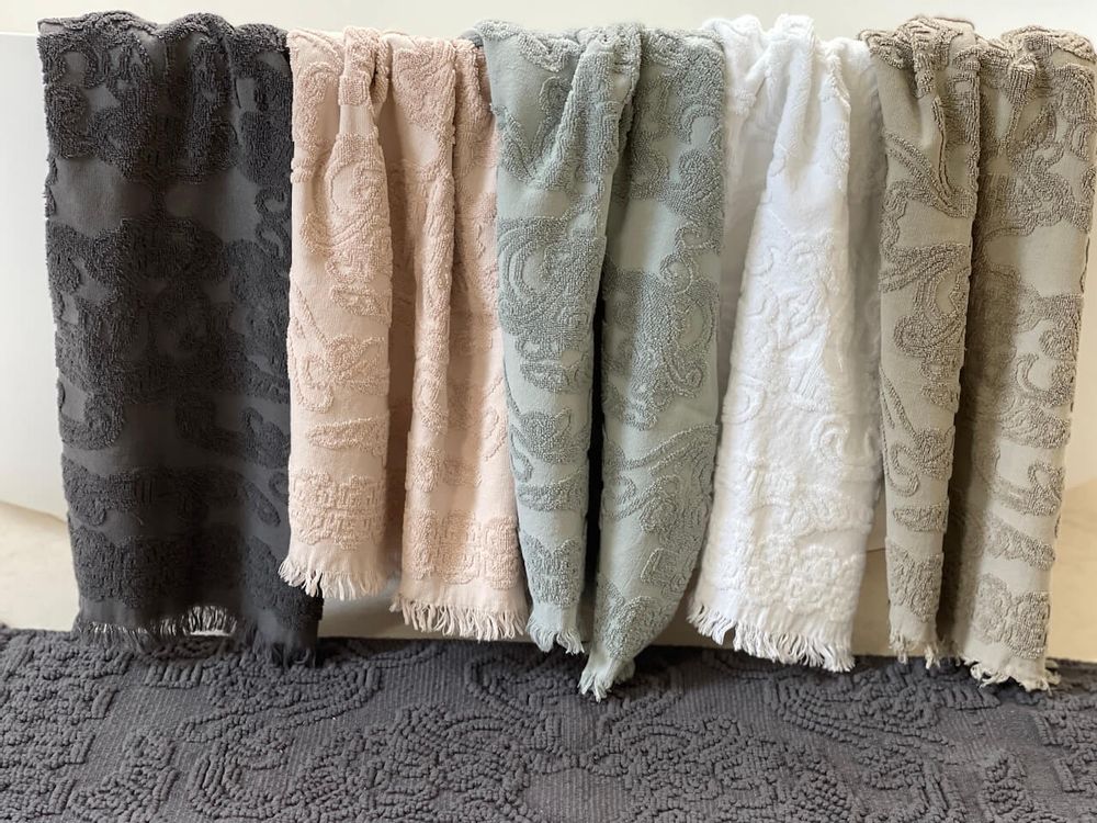 Decorative objects - Bath towel collection with matching bath mats - TINKALU GMBH