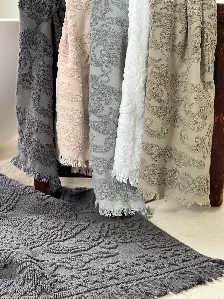 Decorative objects - Bath towel collection with matching bath mats - TINKALU GMBH