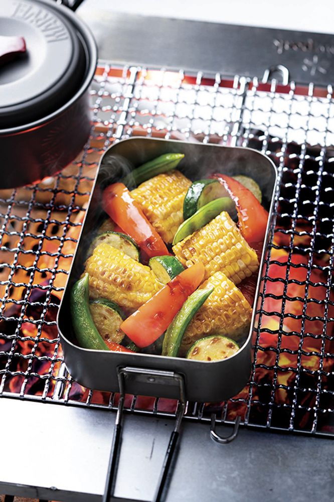 Barbecues - Gamelle camping de couleur, rectangulaire aluminium 600, 850 et 1000 ml - collection Mess Tin Barbecue / SKATER - ABINGPLUS