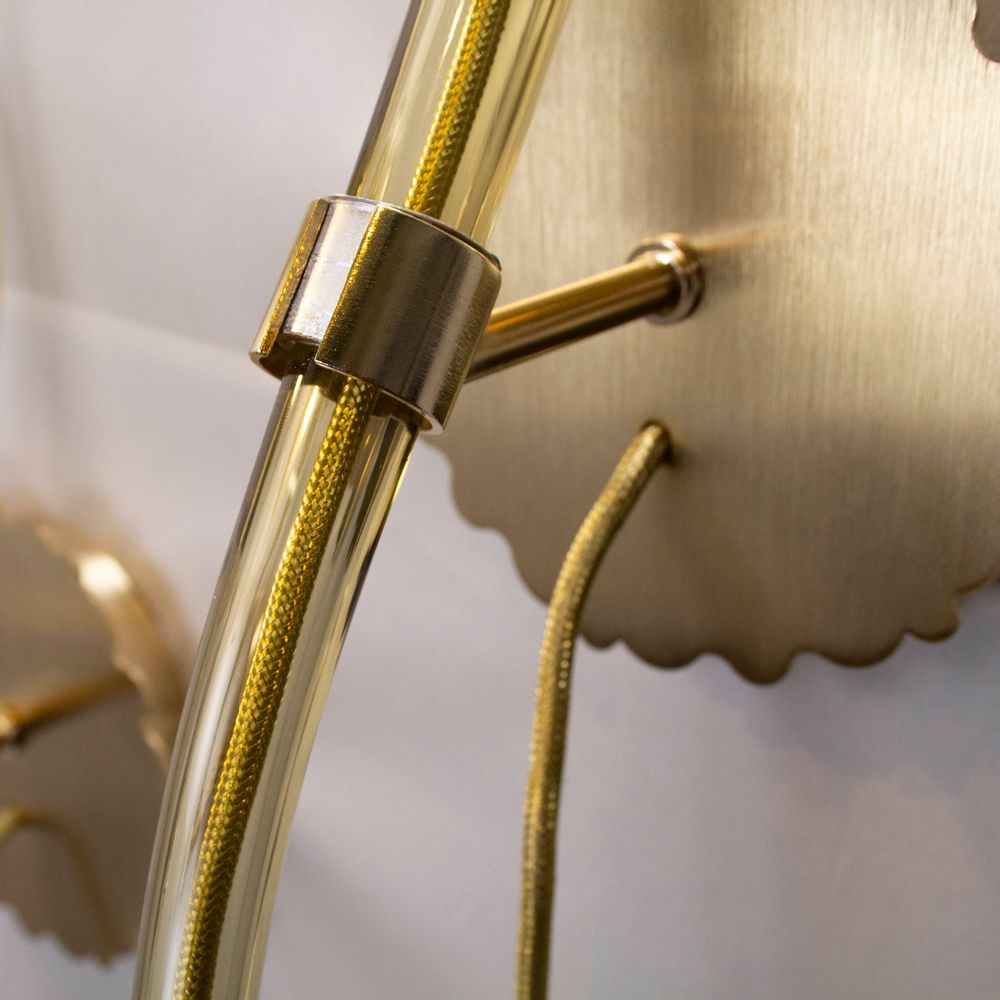 Wall lamps - Classic and floral Ikebana, Wall Lamp - MULTIFORME