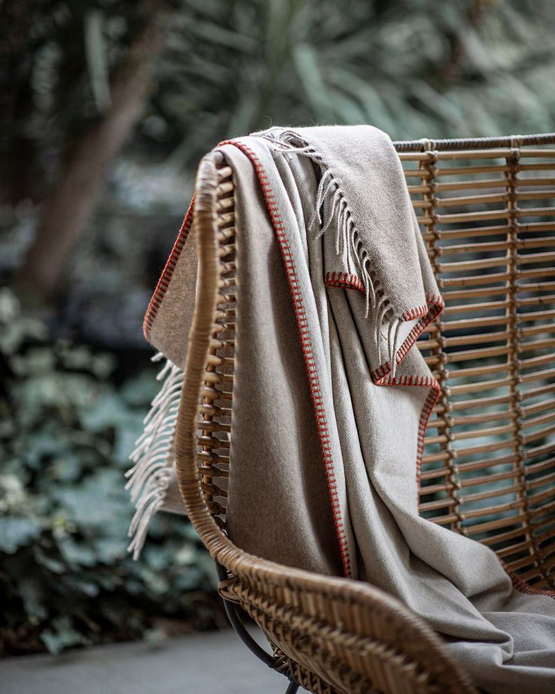 Couettes et oreillers - Plaids et oreillers en cachemire pour l'extérieur - ALONPI CASHMERE