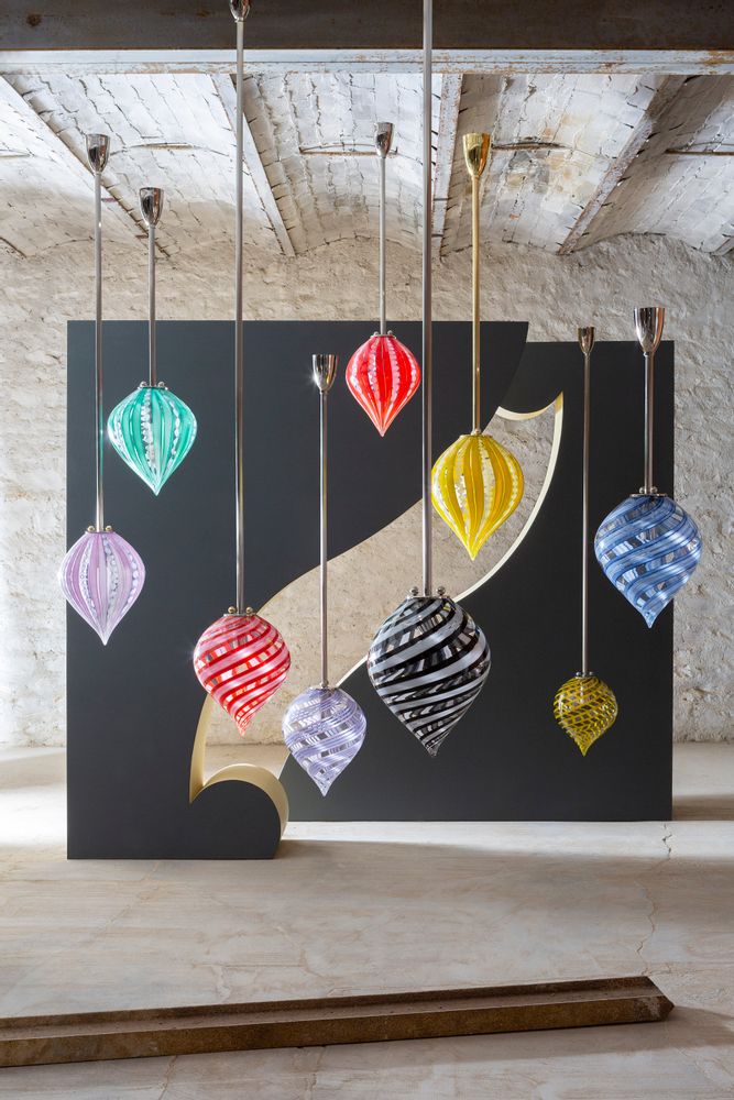 Hanging lights - BALLOONS - MAGIC CIRCUS ÉDITIONS