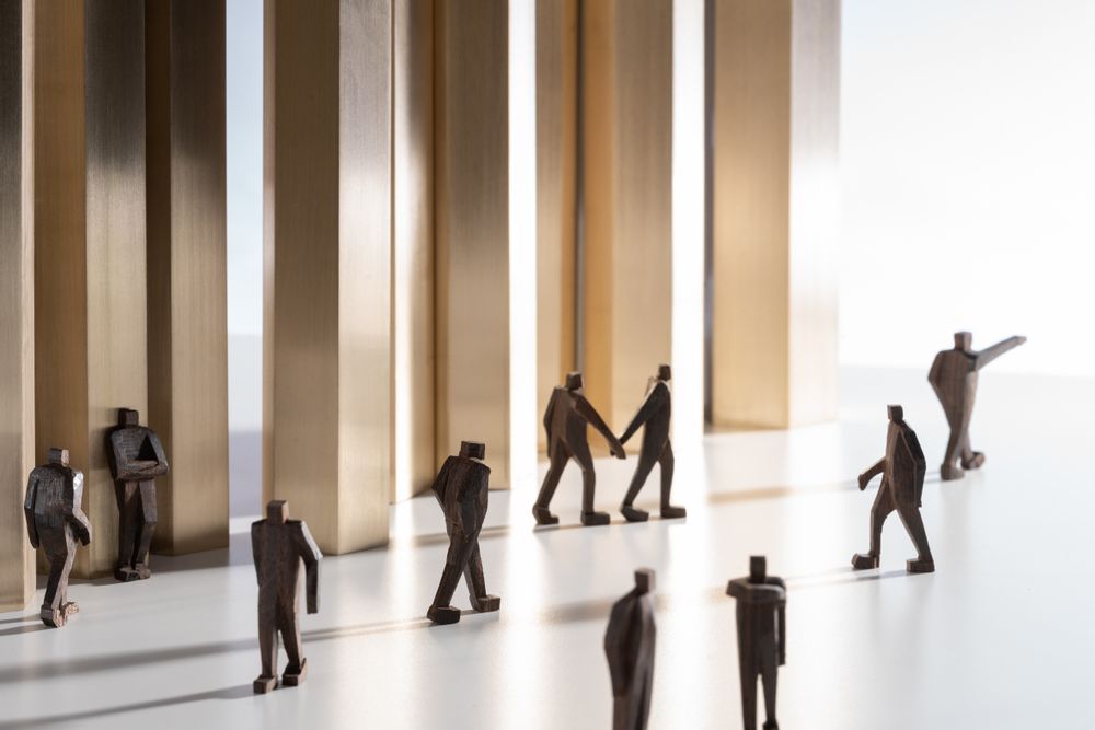 Sculptures, statuettes and miniatures - The World, Insignificant Moments - HYUNJIN-SEOUL