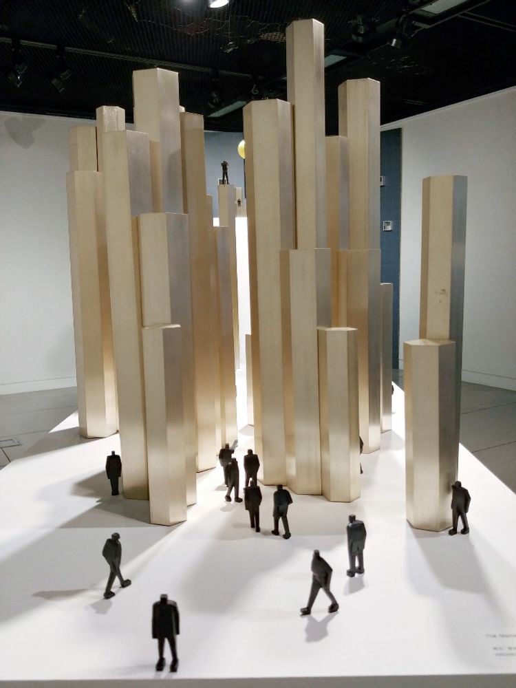 Sculptures, statuettes and miniatures - The World, Insignificant Moments - HYUNJIN-SEOUL