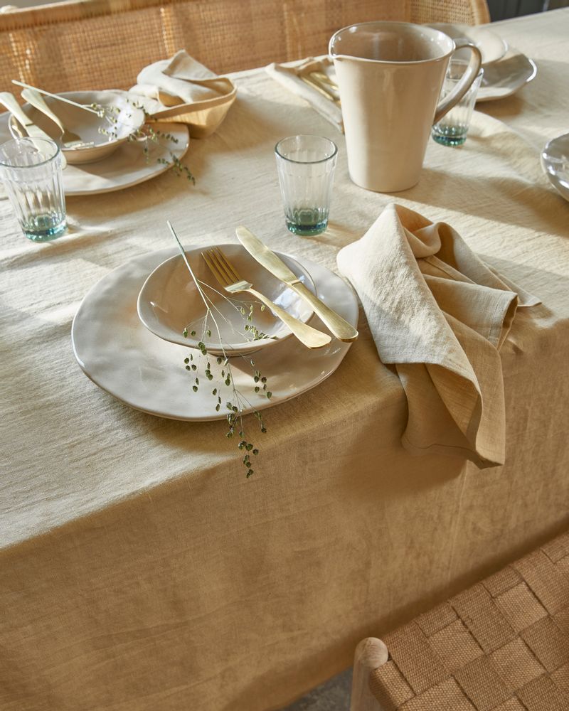 Table cloths - Linen Tablecloth in Sandy Beige - MAGICLINEN