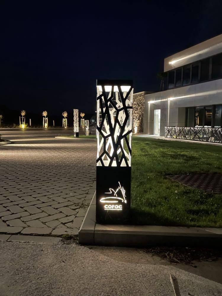 Outdoor decorative accessories - Floor lamp — Coral Collection - ALUMÉ