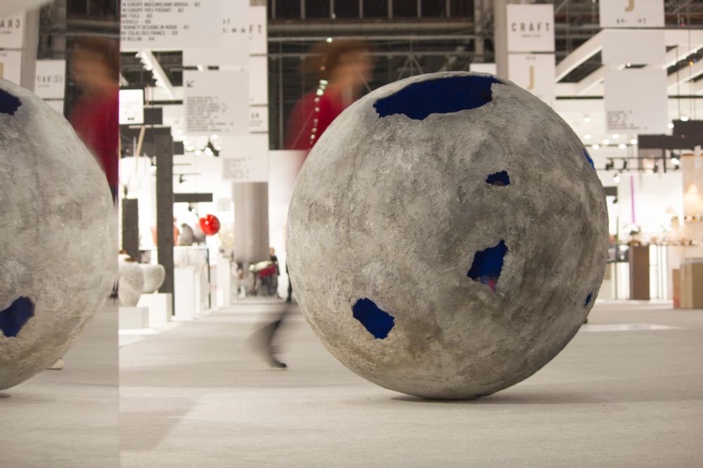 Decorative objects - Meteor/ concrete ball flexible shell. - NATALIE SANZACHE