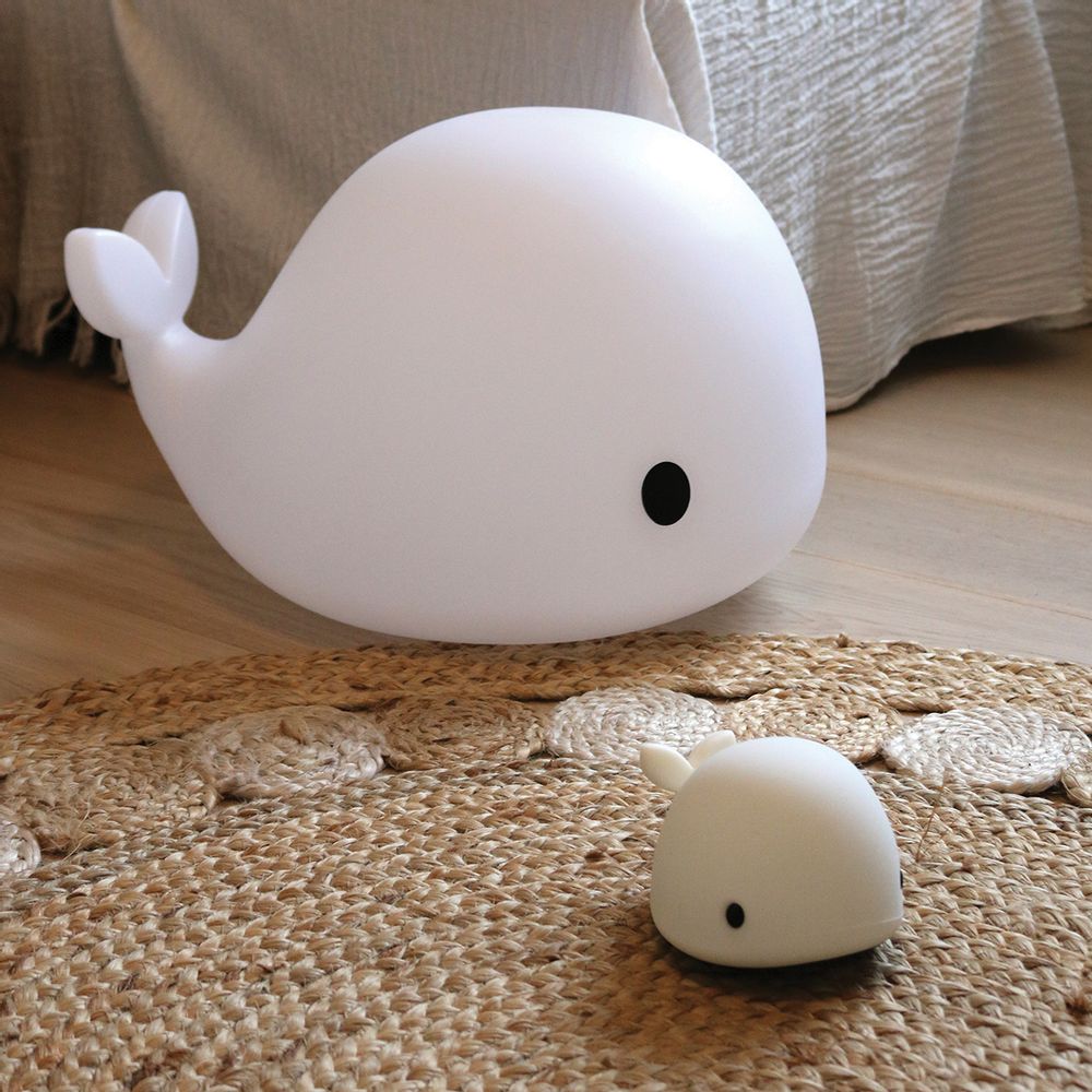 Objets déco enfant - Veilleuse Baleine de Filibabba - BABYLONIA