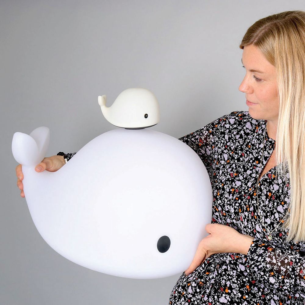 Objets déco enfant - Veilleuse Baleine de Filibabba - BABYLONIA