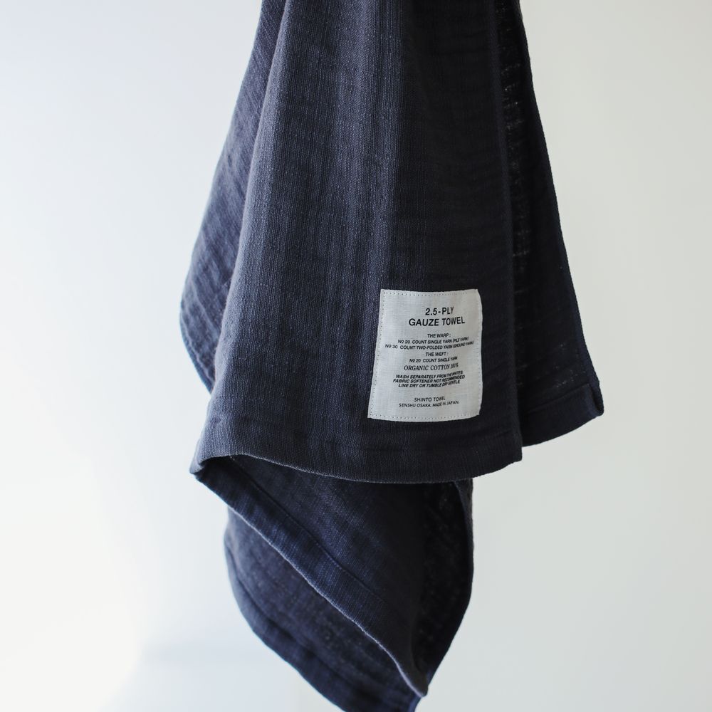 Foulards et écharpes - Serviette/écharpe en gaze 2,5 couches - SHINTO TOWEL