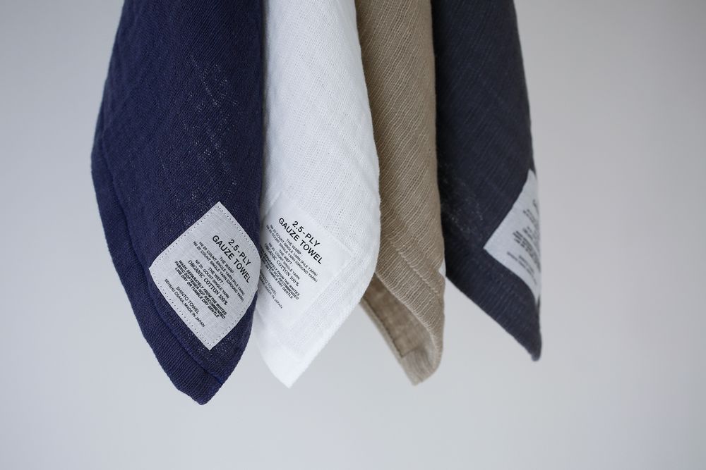 Foulards et écharpes - Serviette/écharpe en gaze 2,5 couches - SHINTO TOWEL