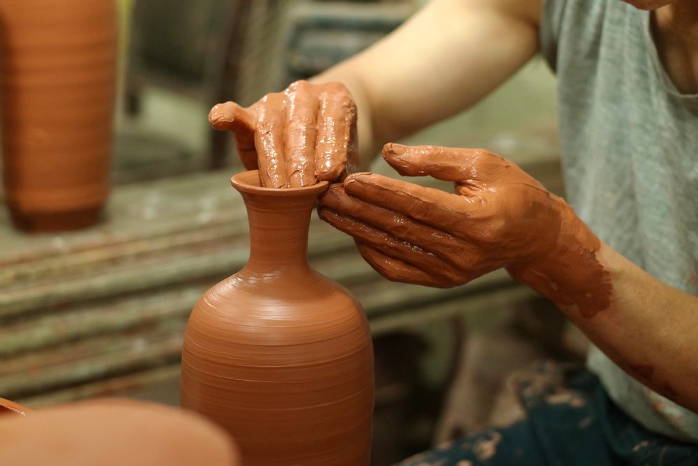 Vases - Anastasia, vase en terre cuite, vase à fleurs - ATRIUM DESIGN STUDIO