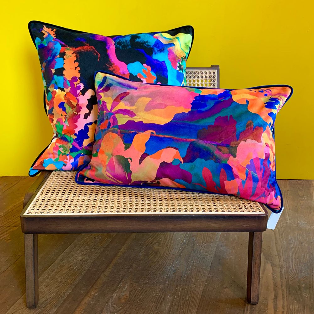 Fabric cushions - “Aube” velvet cushion - AMÉLIE CHOQUET