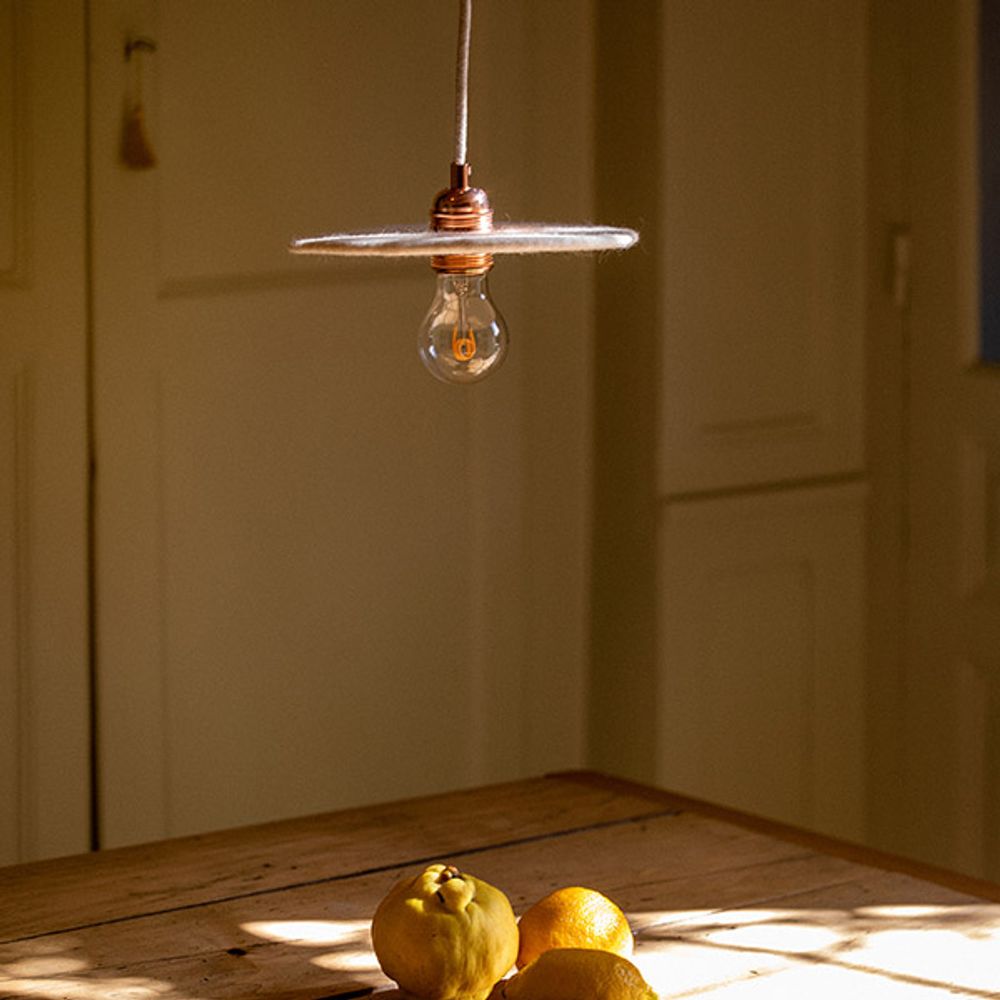 Objets design - SUSPENSION FULLMOON - Fait-main en feutre - MUSKHANE