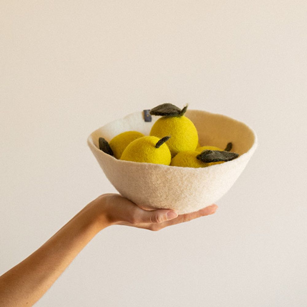 Caskets and boxes - BOWLS & BASKETS - Handmade in felt - MUSKHANE