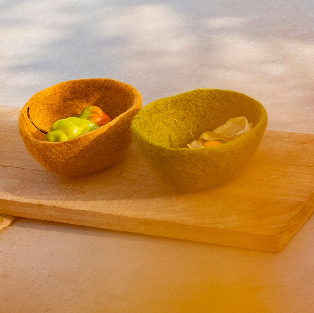 Caskets and boxes - BOWLS & BASKETS - Handmade in felt - MUSKHANE