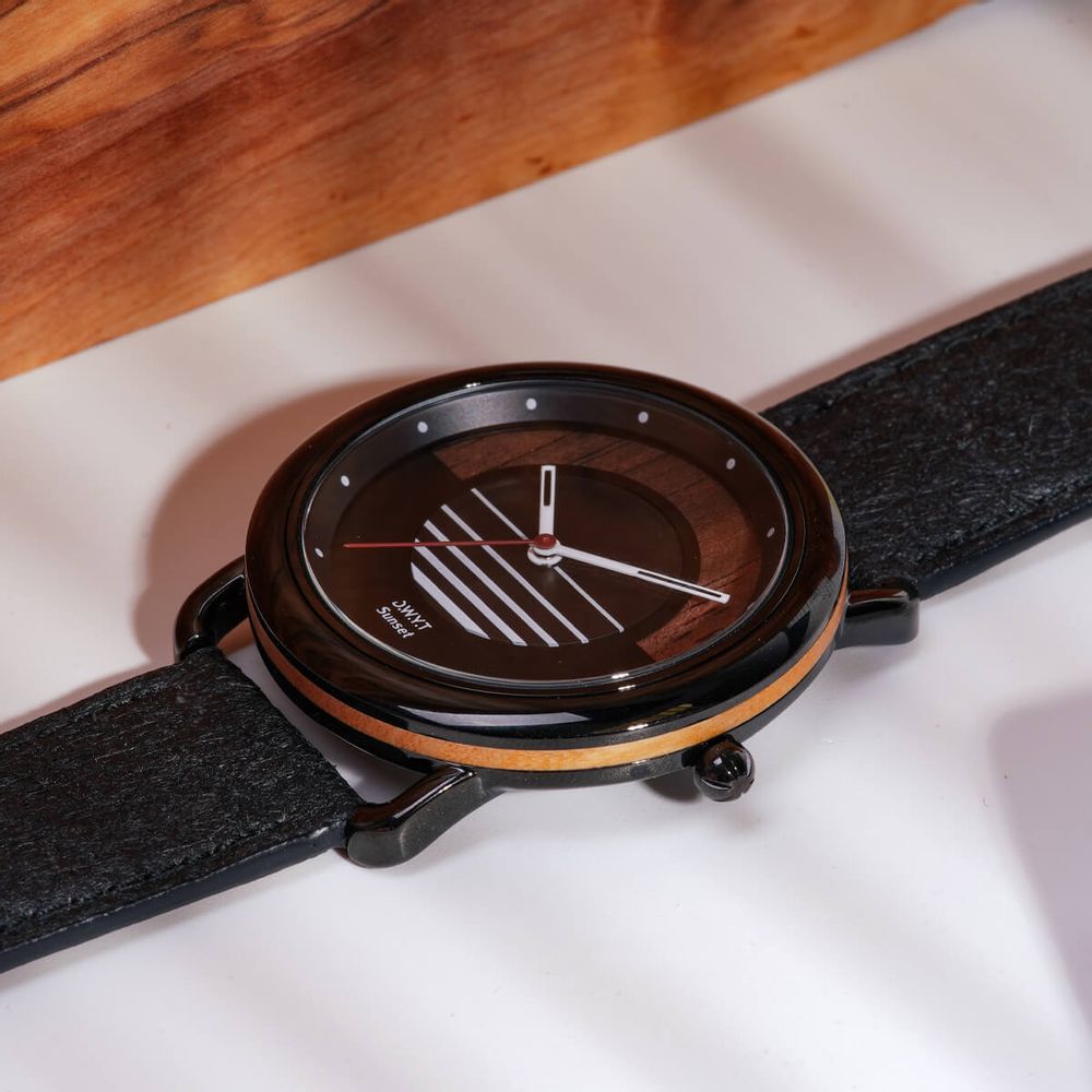 Watchmaking - Montre solaire SUNSET vegan - DWYT